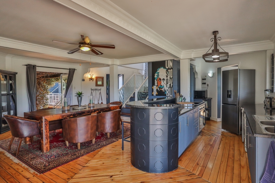 4 Bedroom Property for Sale in The Coves North West